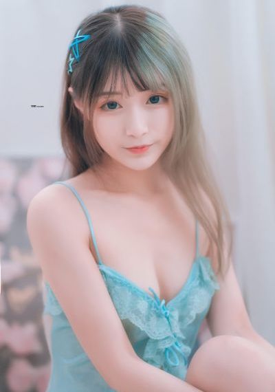 亚洲精品久久久久毛片A片骨灰盒_BD国语日韩电影在线