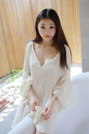 人人草在线观看视频_蓝光全集免费播放