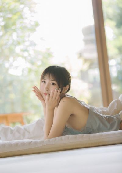 男人强脱女人内裤亲吻视频_剧情片电视剧在线观看